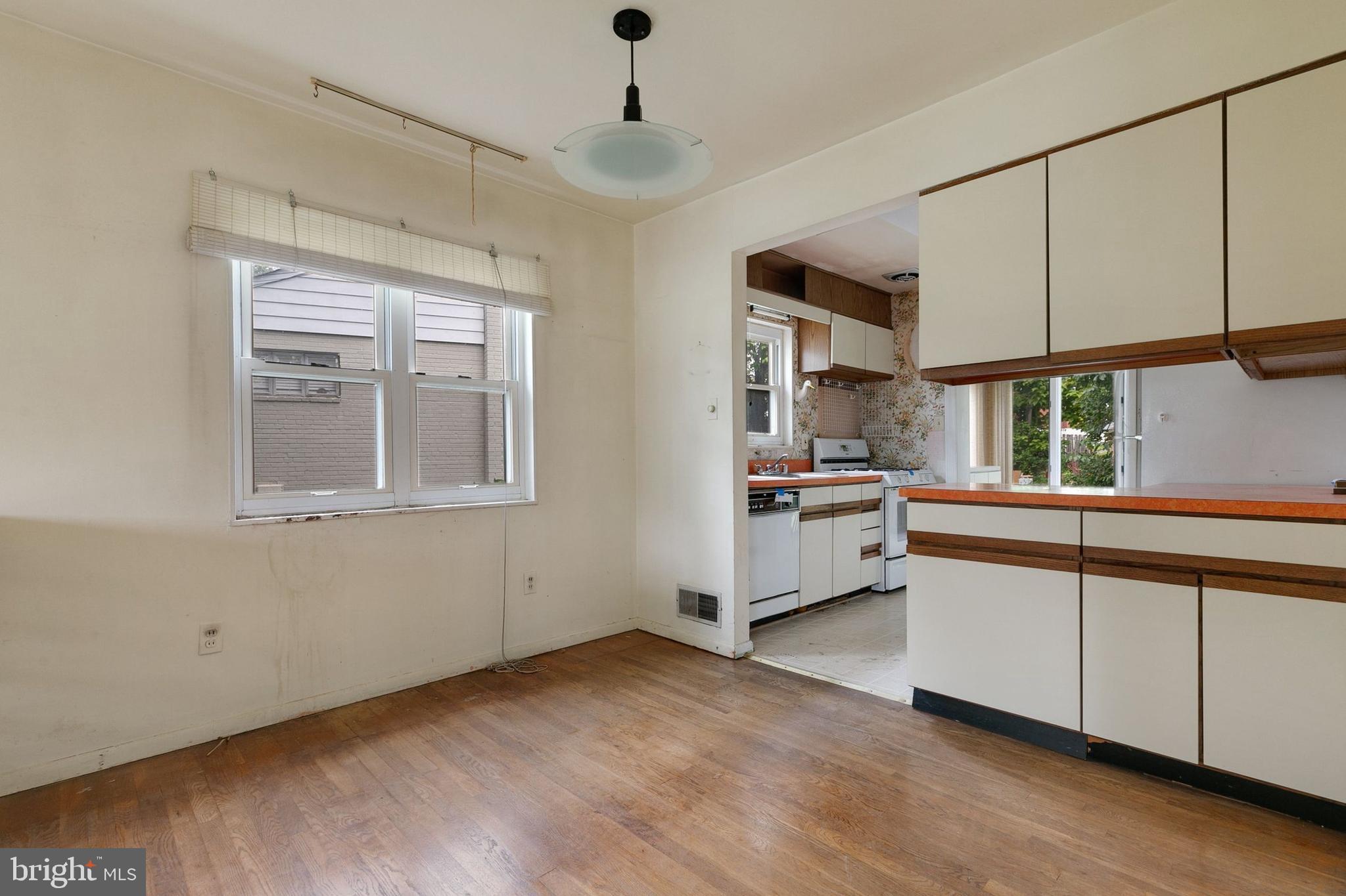 3916 Wendy Lane Silver Spring, MD 20906 - Photo 13 of 54