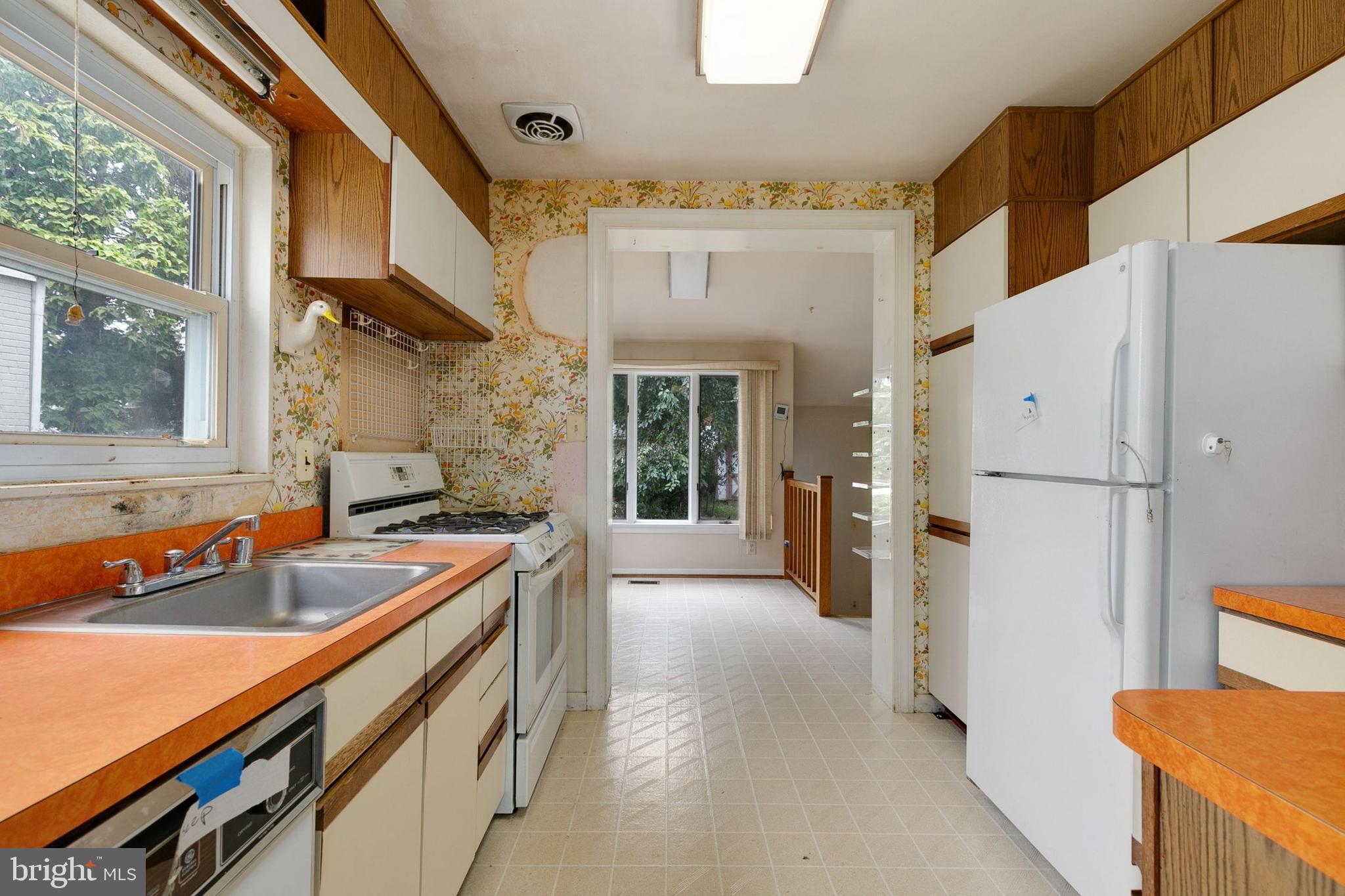 3916 Wendy Lane Silver Spring, MD 20906 - Photo 16 of 54