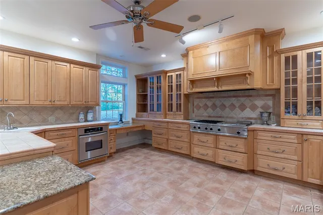 $4,500,000 | 4495 County Road 405, Alton, MO 65606