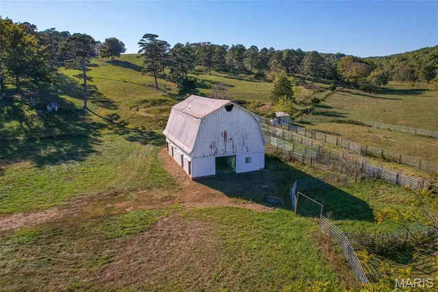 $4,500,000 | 4495 County Road 405, Alton, MO 65606