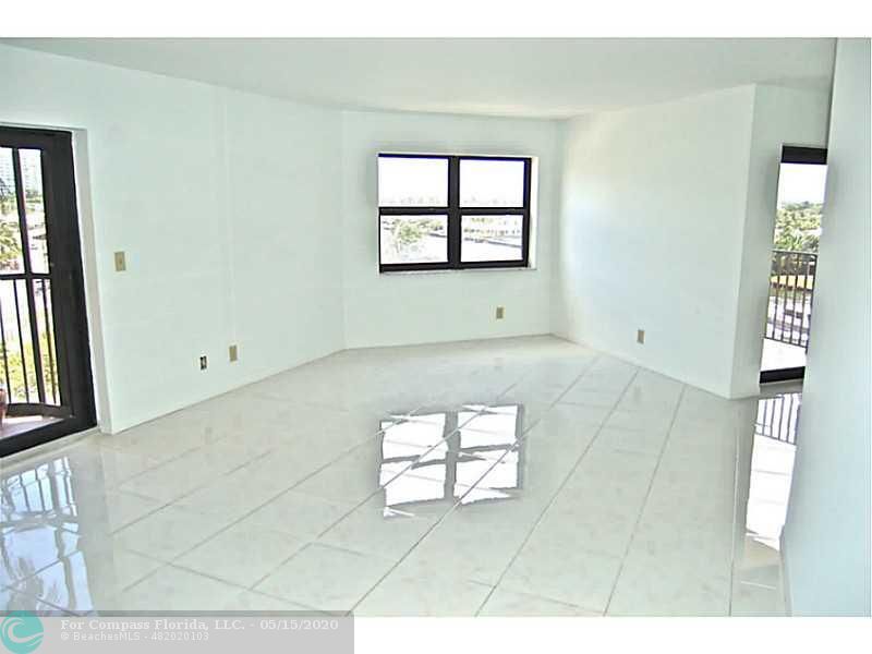 501 North Riverside Drive, Unit 601 Pompano Beach, FL 33062 - Photo 7 of 19 Dining Room