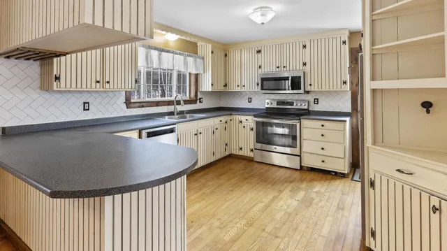 $349,900 | 2206 Carmel Road North, Newburgh, ME 04444