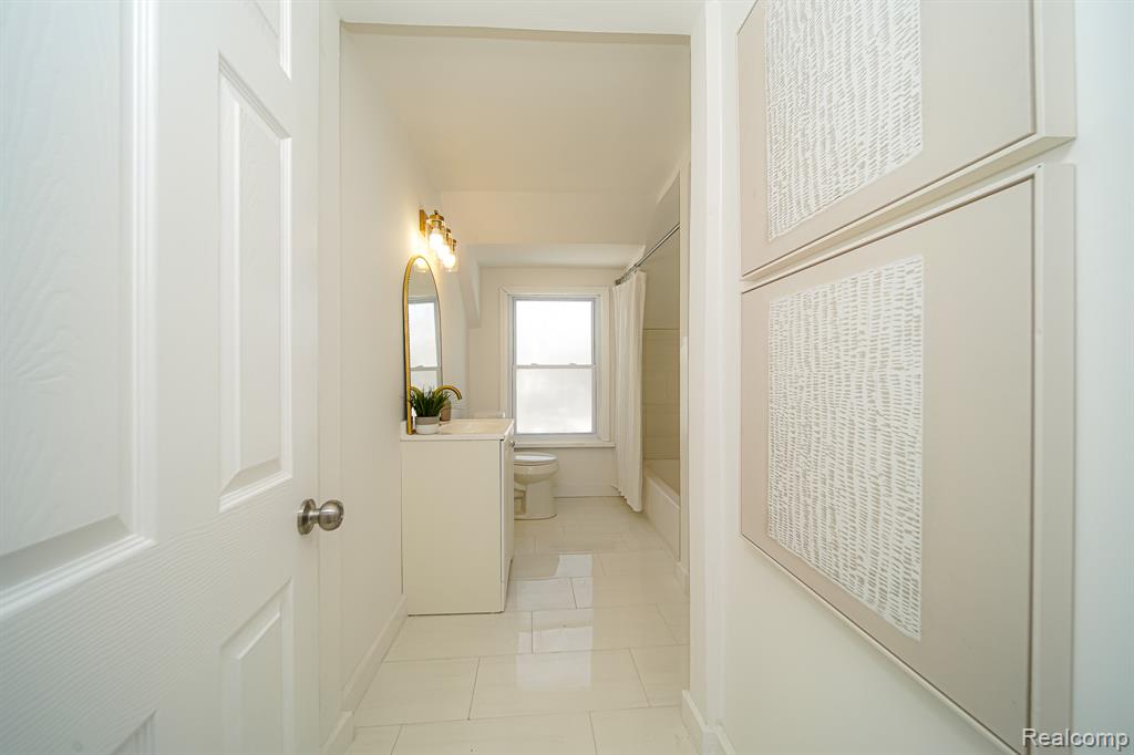 11510 Nottingham Road Detroit, MI 48224 - Photo 37 of 63 Gallery Image 37