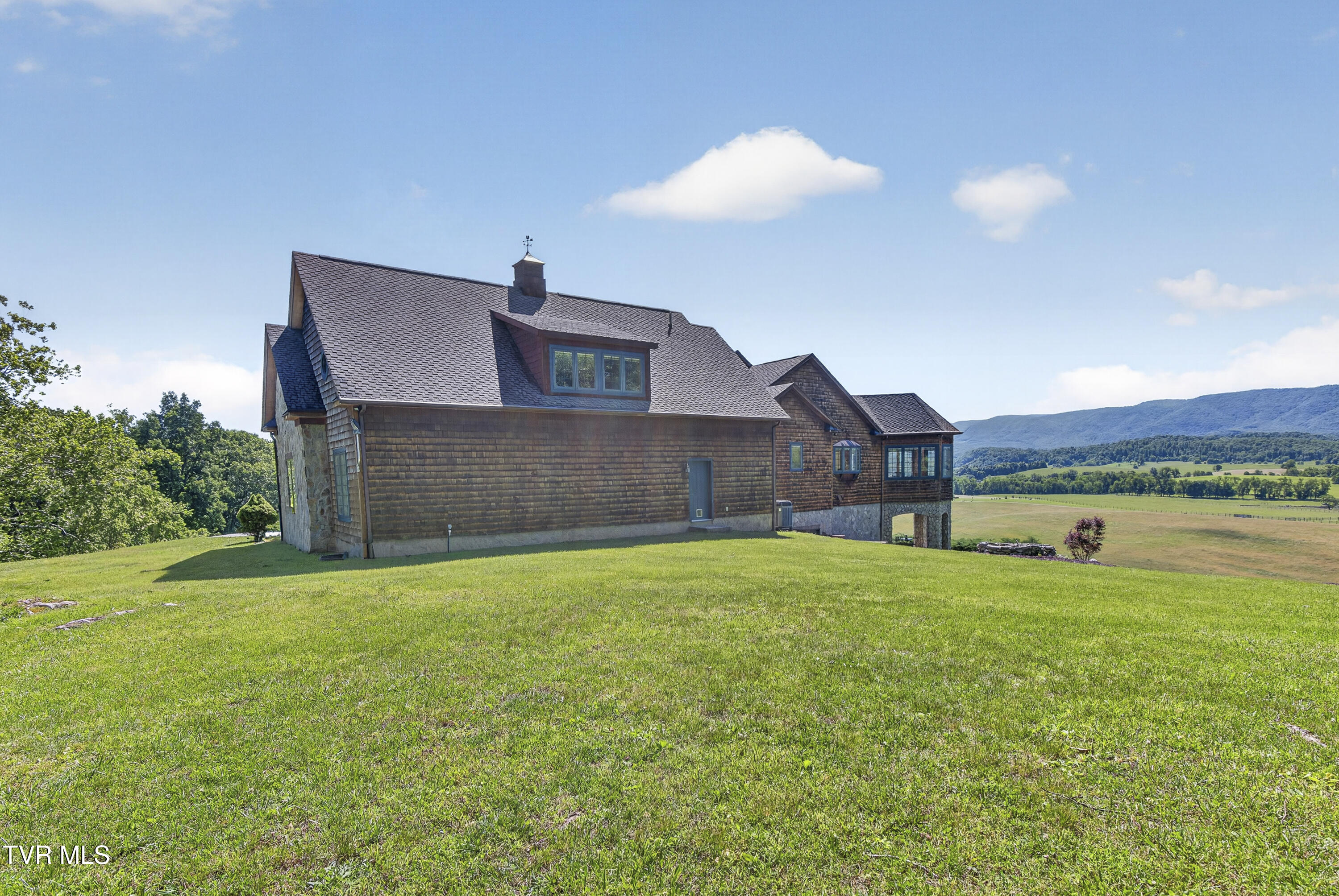 15277 Bishop Road Chilhowie, VA 24319 - Photo 68 of 92 15277-Bishop-Rd-Chilhowie-VA Cynthia-Rou