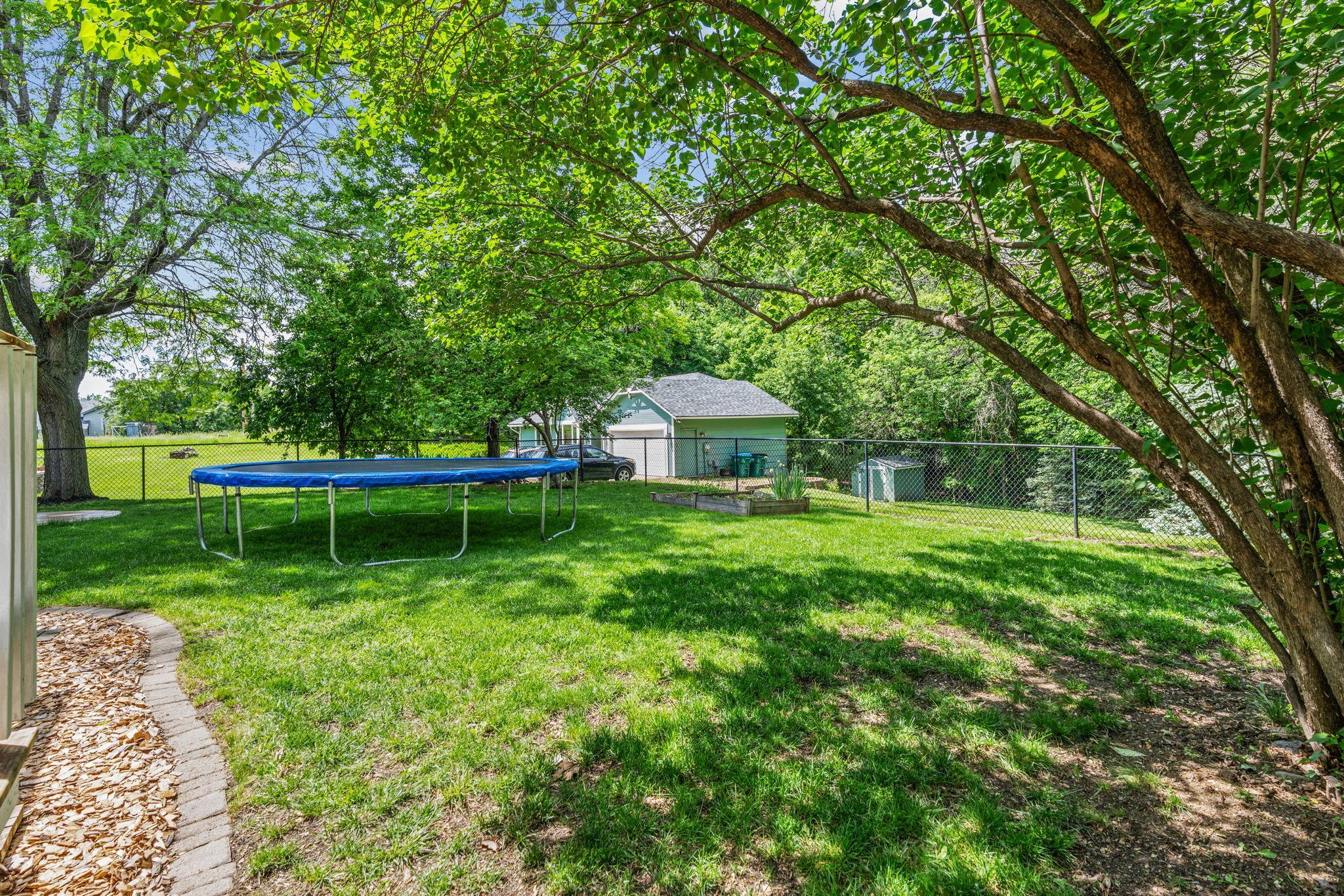 1180 Lake Lucy Road Chanhassen, MN 55317 - Photo 17 of 18
