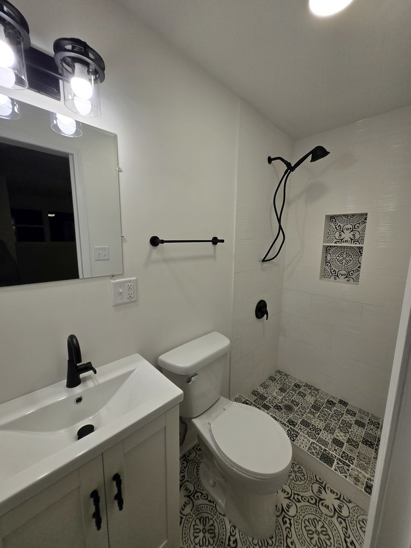 813 Chicago Road Chicago Heights, IL 60411 - Photo 17 of 29