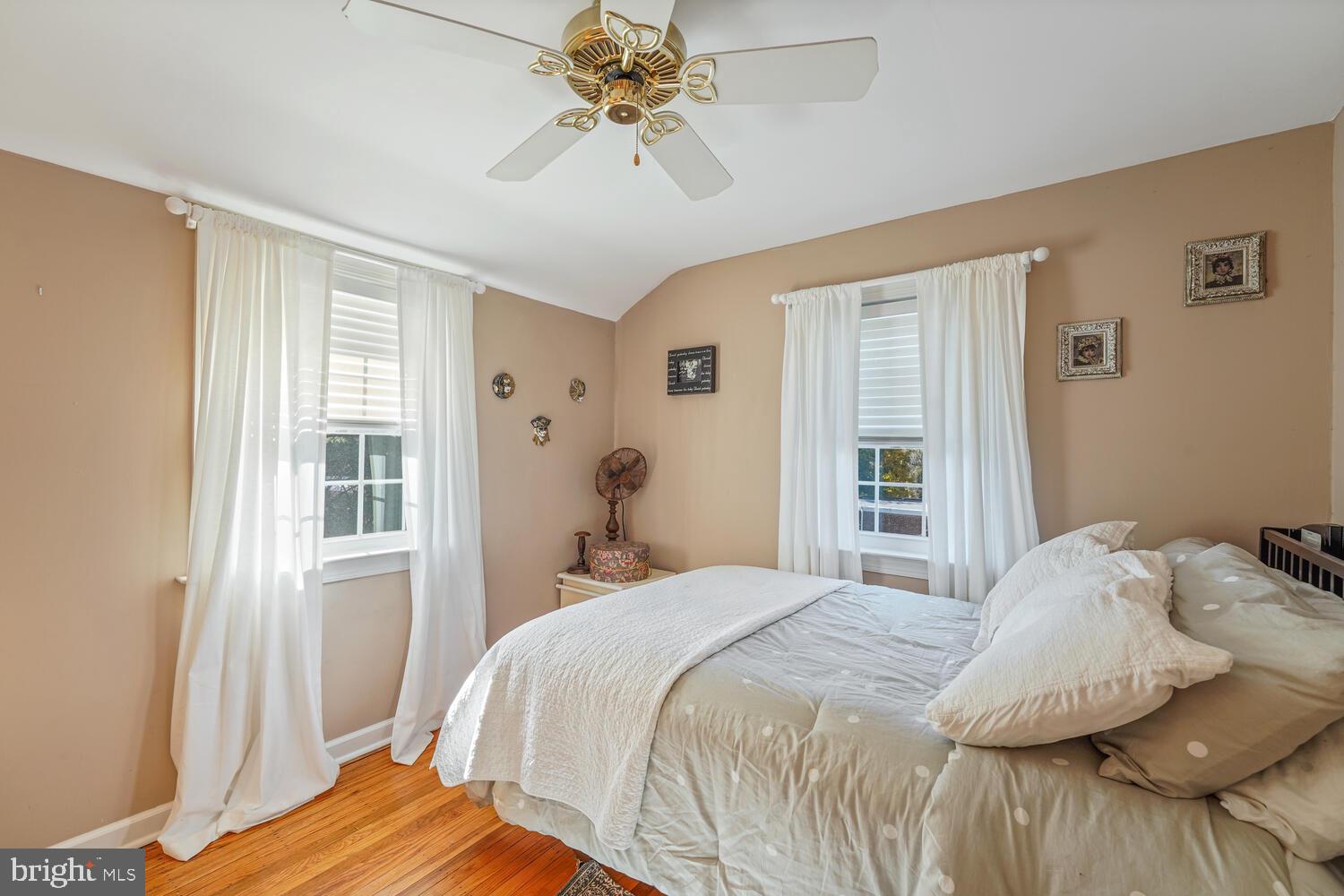 653 Malvern Road Ardmore, PA 19003 - Photo 16 of 33 2nd Bedroom