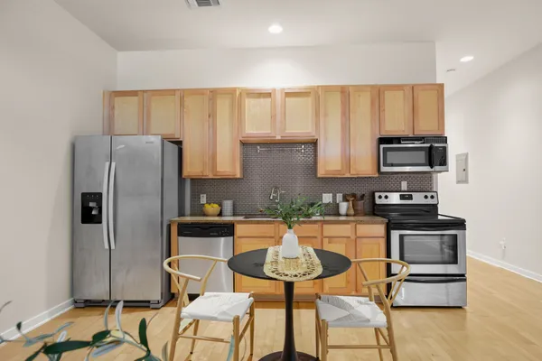 $265,000 | 2931 East 12th Street, Unit 201, Austin, TX 78702