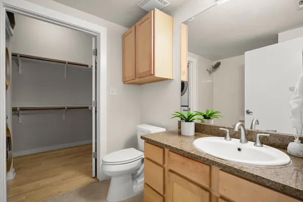 $265,000 | 2931 East 12th Street, Unit 201, Austin, TX 78702