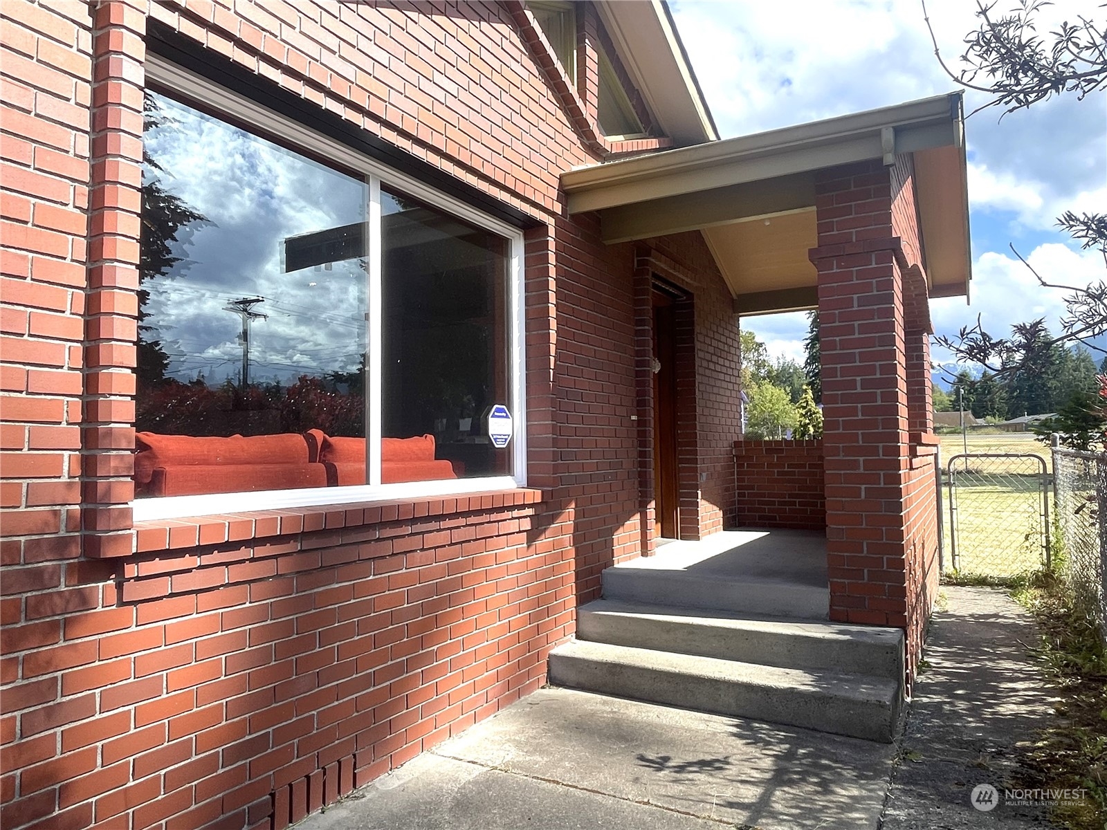 661 Mt Pleasant Road Port Angeles, WA 98362 - Photo 4 of 39 Gallery Image 4