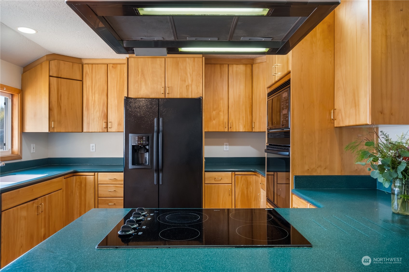 661 Mt Pleasant Road Port Angeles, WA 98362 - Photo 10 of 39 Gallery Image 10