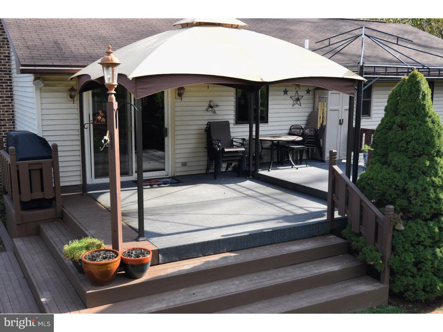 272 Hill Road Robesonia, PA 19551 - Photo 6 of 25 Gallery Image 6