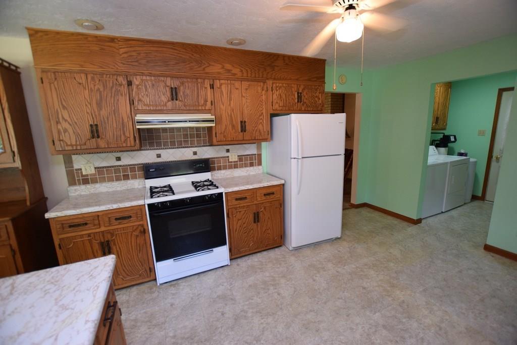 552 South Pendleton Avenue Pendleton, IN 46064 - Photo 12 of 27