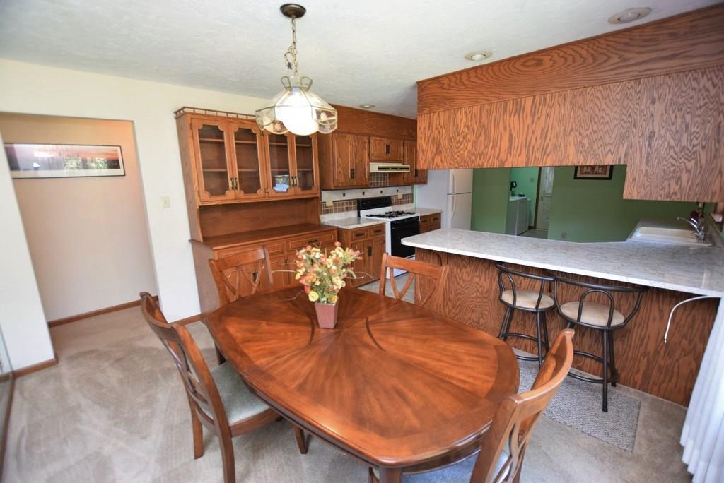 552 South Pendleton Avenue Pendleton, IN 46064 - Photo 13 of 27