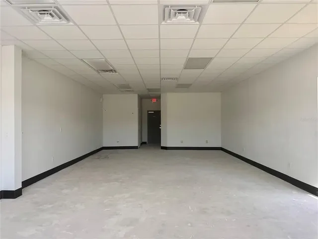 a view of a livingroom with an empty space