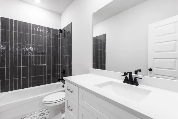 $2,299 | 6410 Bolinas Court, Rosharon, TX 77583