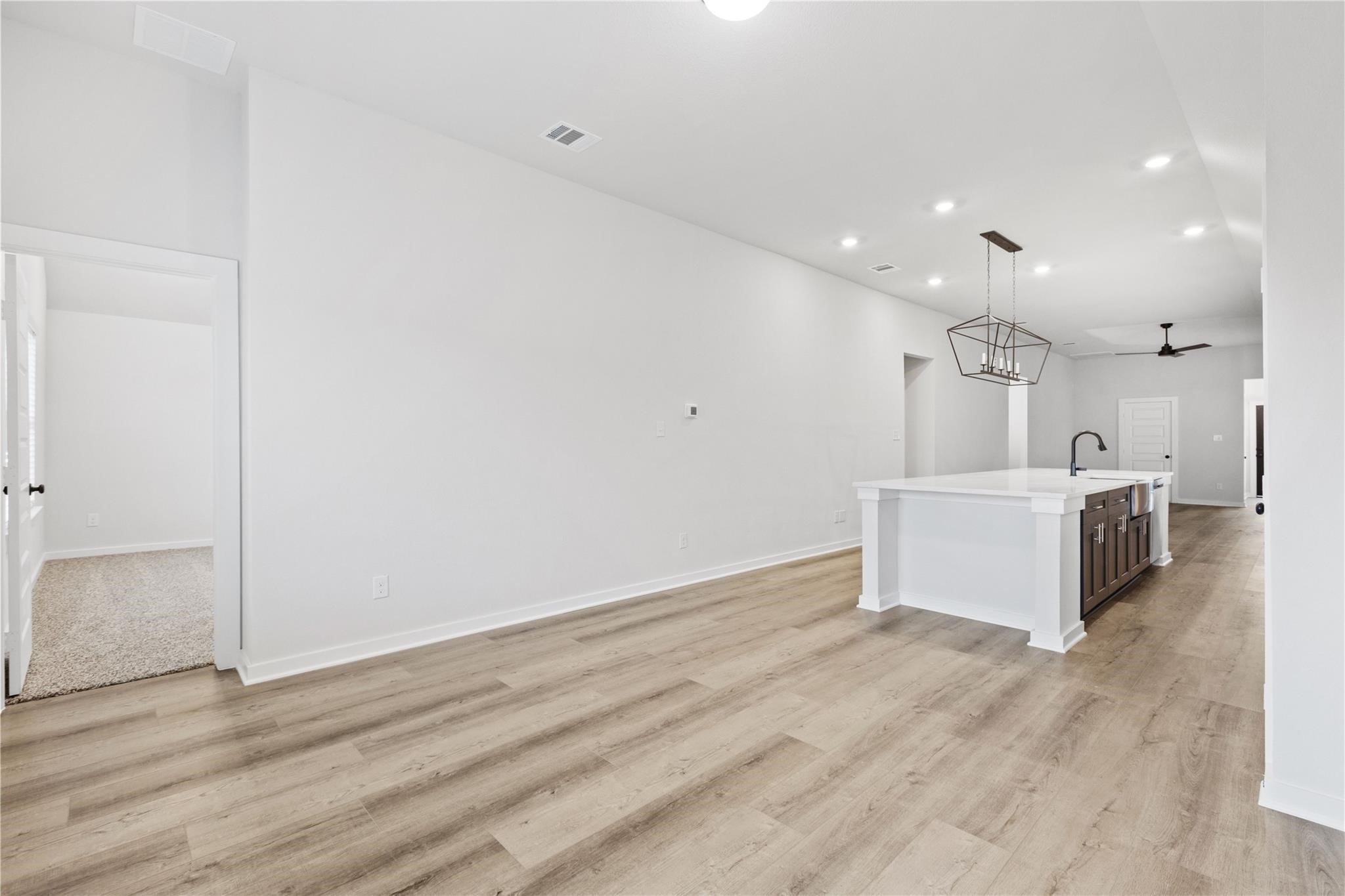 6410 Bolinas Court Rosharon, TX 77583 - Photo 9 of 20