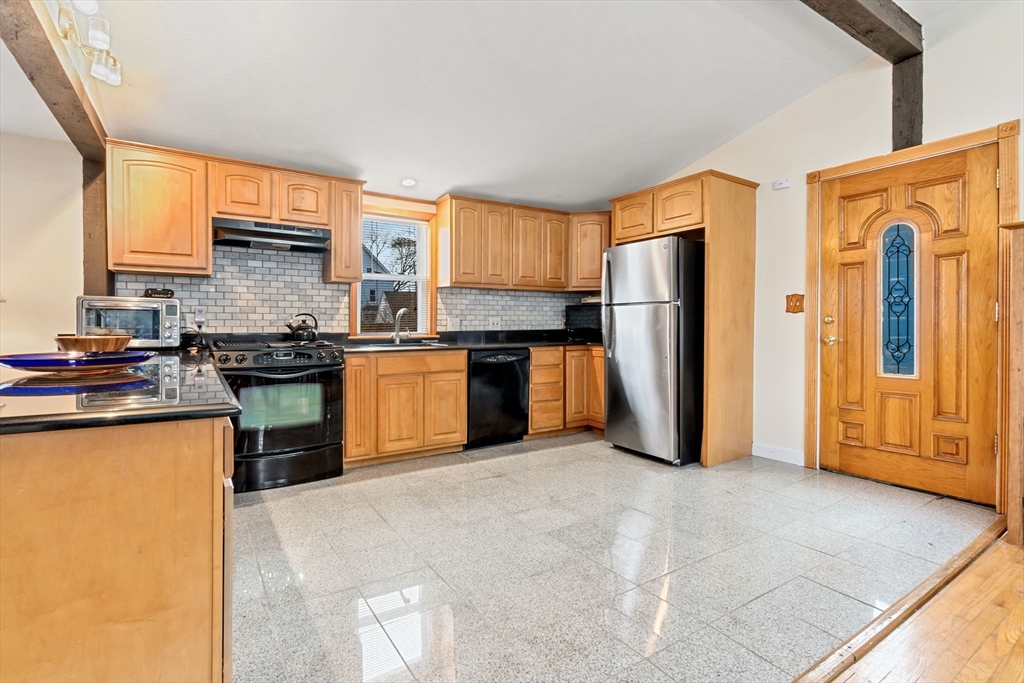 65 Buffum Street Salem, MA 01970 - Photo 14 of 35 Gallery Image 14