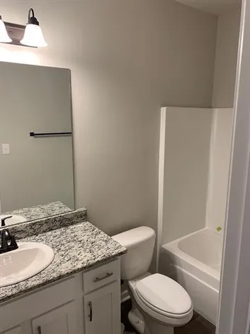 $1,725 | 19187 Weinberger Road, Ponchatoula, LA 70454