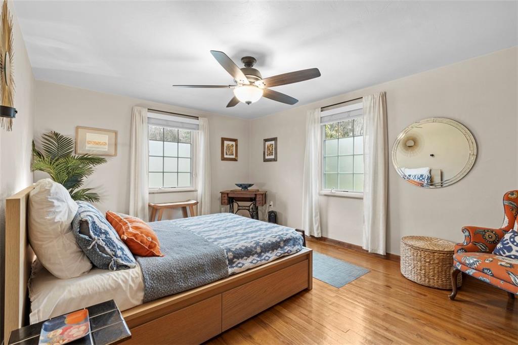 85 Lambeth Drive Pittsburgh, PA 15241 - Photo 29 of 47 a bedroom with a bed window and couch