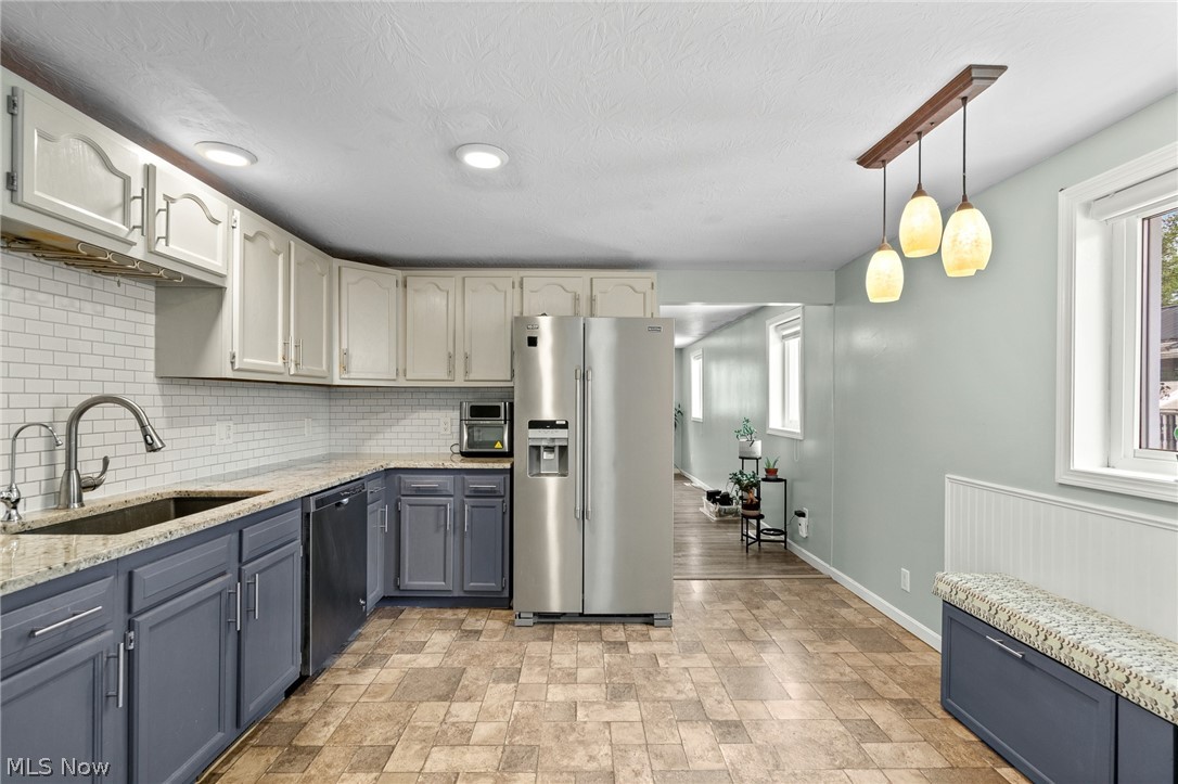2607 Berry Road Akron, OH 44320 - Photo 10 of 31 Gallery Image 10