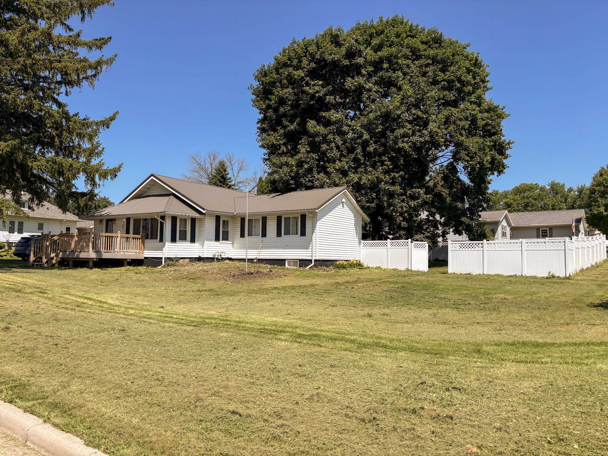 930 5th Street Fennimore, WI 53809 - Photo 14 of 17