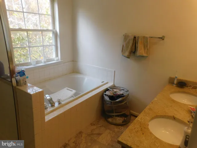 $2,500 | 337 Kirby Street, Manassas Park, VA 20111