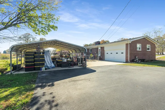 $324,999 | 3564 Smithville Highway, McMinnville, TN 37110