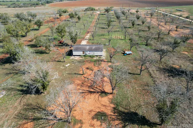 $385,000 | 1009 Farm To Market Road 1784, Pleasanton, TX 78064