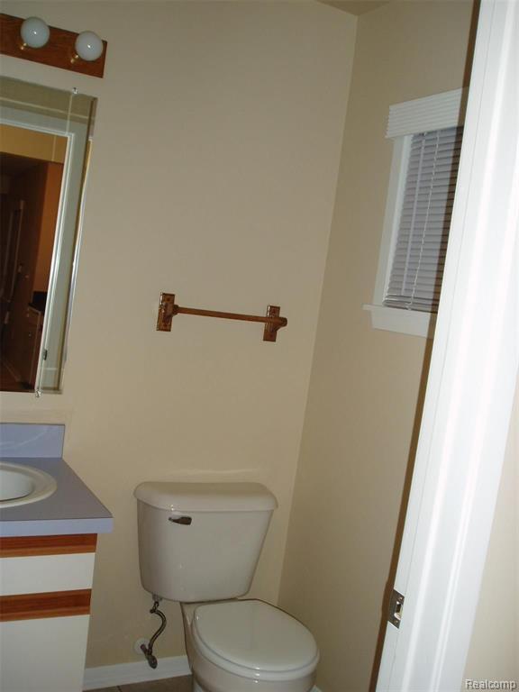 2191 North Milford Road Highland, MI 48357 - Photo 33 of 35