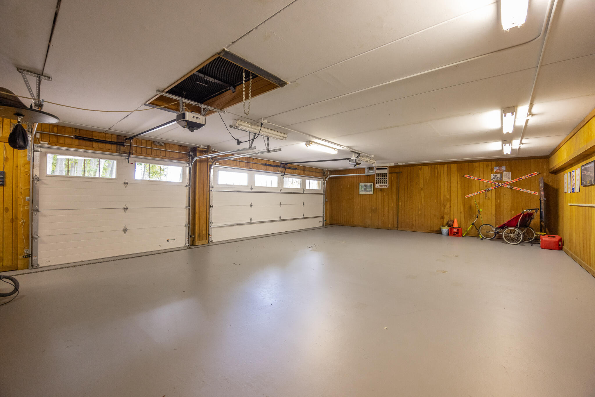 10750 Koebbe Road Manchester, MI 48158 - Photo 49 of 137 intgarage02
