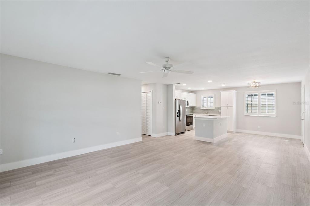 1500 Gay Road, Unit 18D Winter Park, FL 32789 - Photo 4 of 30
