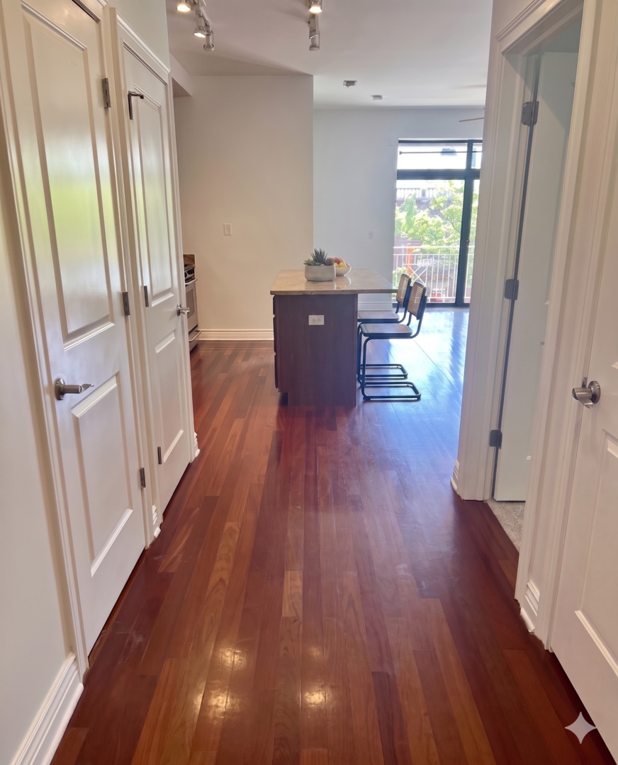 3300 West Irving Park Road, Unit F3 Chicago, IL 60618 - Photo 9 of 20