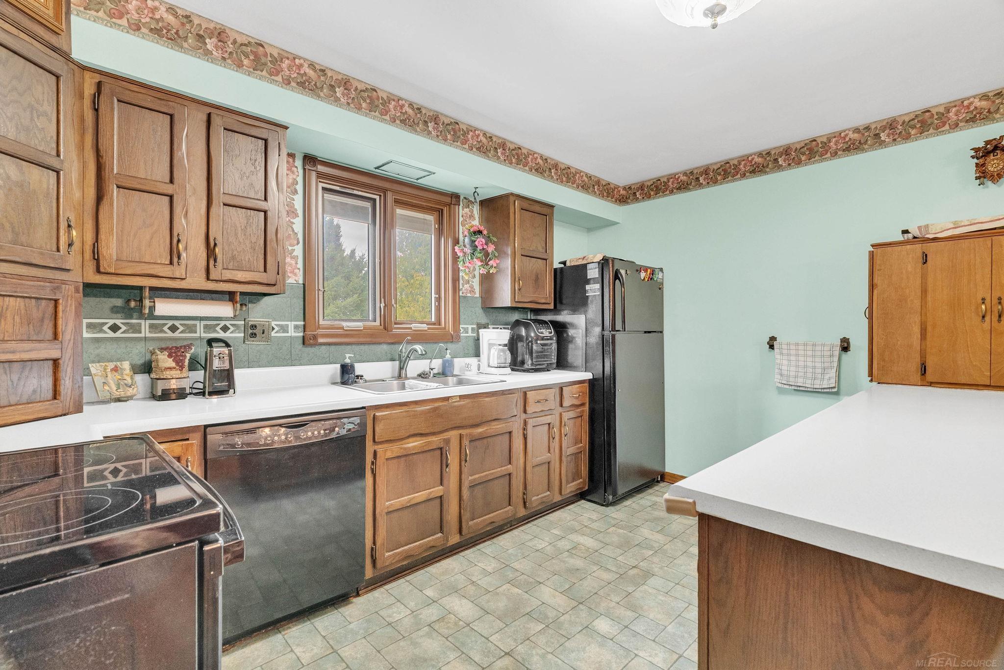 1370 Forester Road Deckerville, MI 48427 - Photo 24 of 55 50172137-4e087837-fbaa-4db5-a968-1b67f3ef67ae.JPG