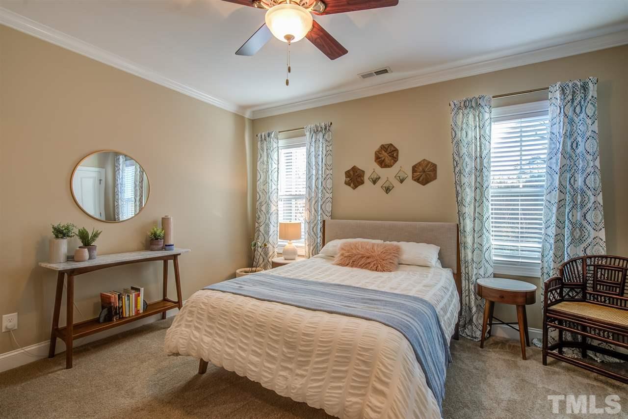 530 Ledbetter Court Raleigh, NC 27608 - Photo 20 of 29