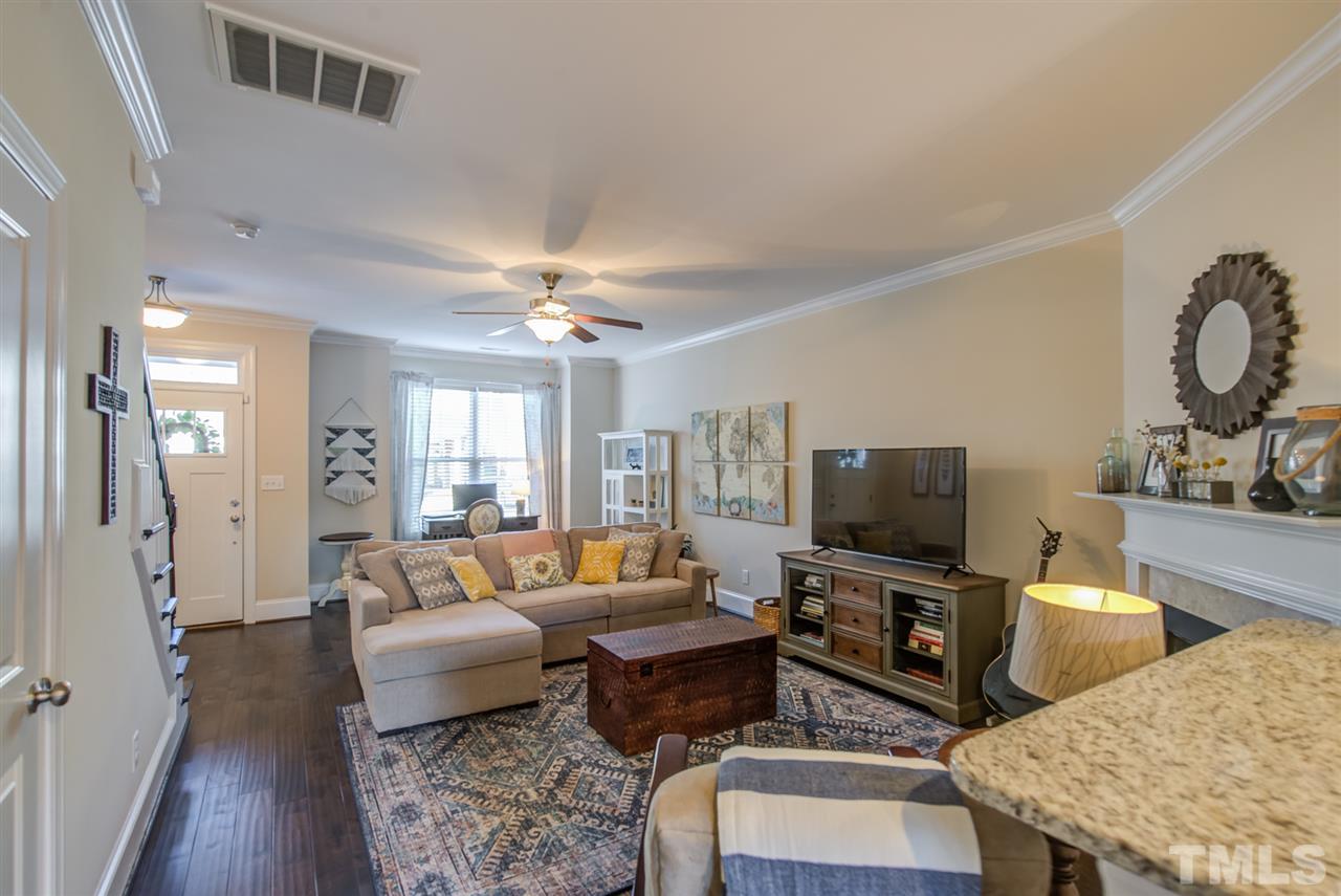 530 Ledbetter Court Raleigh, NC 27608 - Photo 3 of 29
