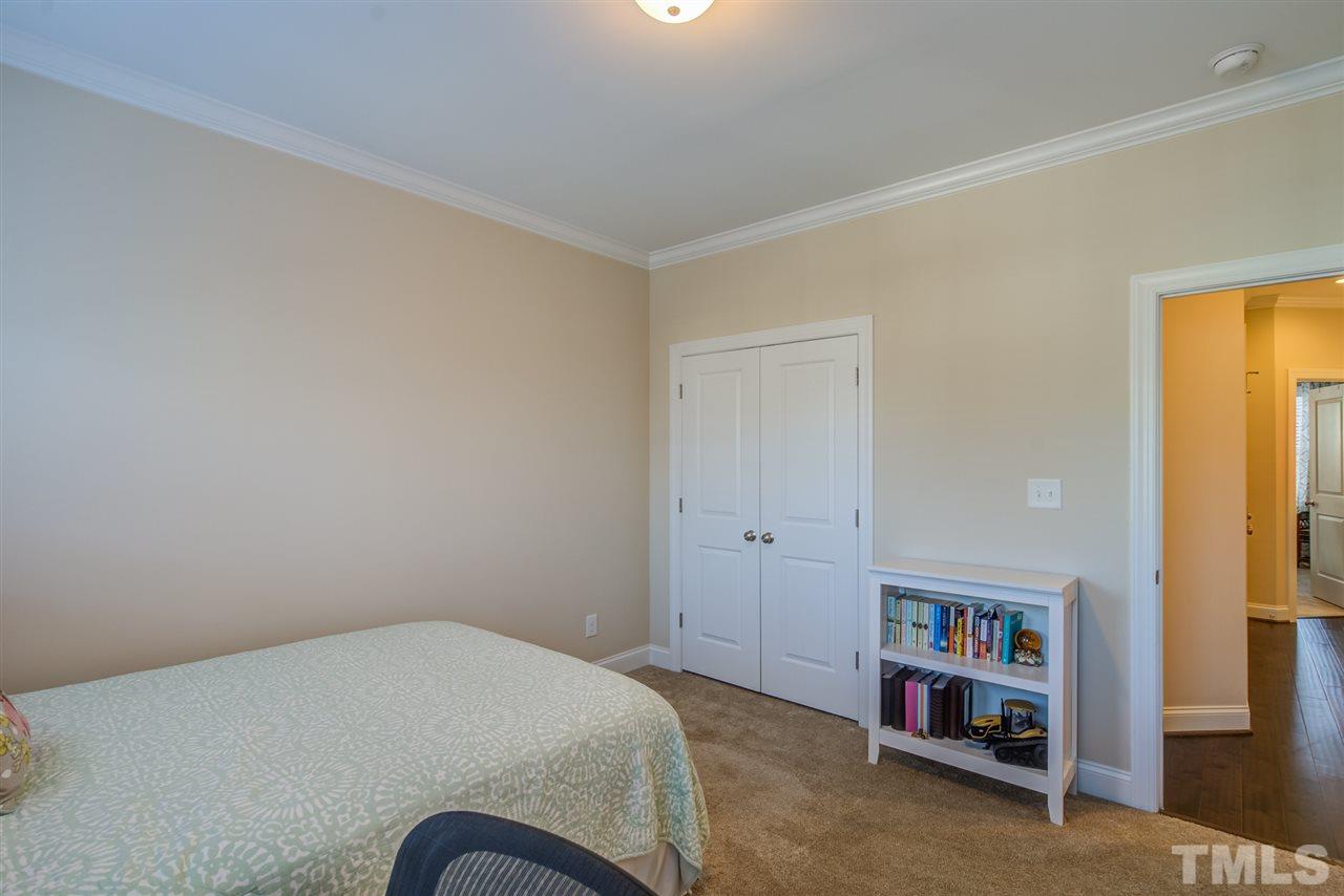 530 Ledbetter Court Raleigh, NC 27608 - Photo 25 of 29
