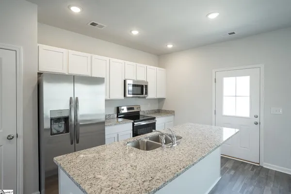 $1,875 | 126 Pendleton Place Way, Unit AKA 804 S 3A, Pendleton, SC 29670