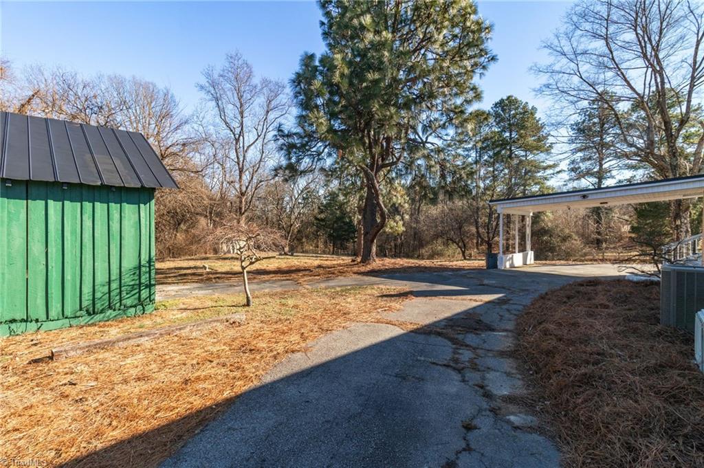 156 Payne Road Thomasville, NC 27360 - Photo 37 of 50