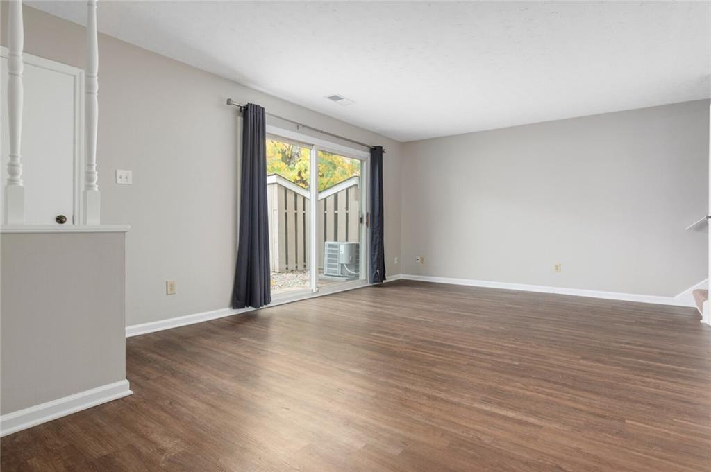 3962 Braddock Road Indianapolis, IN 46268 - Photo 3 of 20 Gallery Image 3