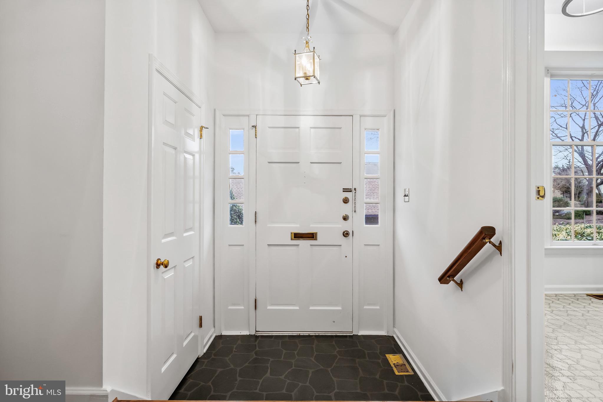 633 East Main Street, Unit B5 Moorestown, NJ 08057 - Photo 5 of 30