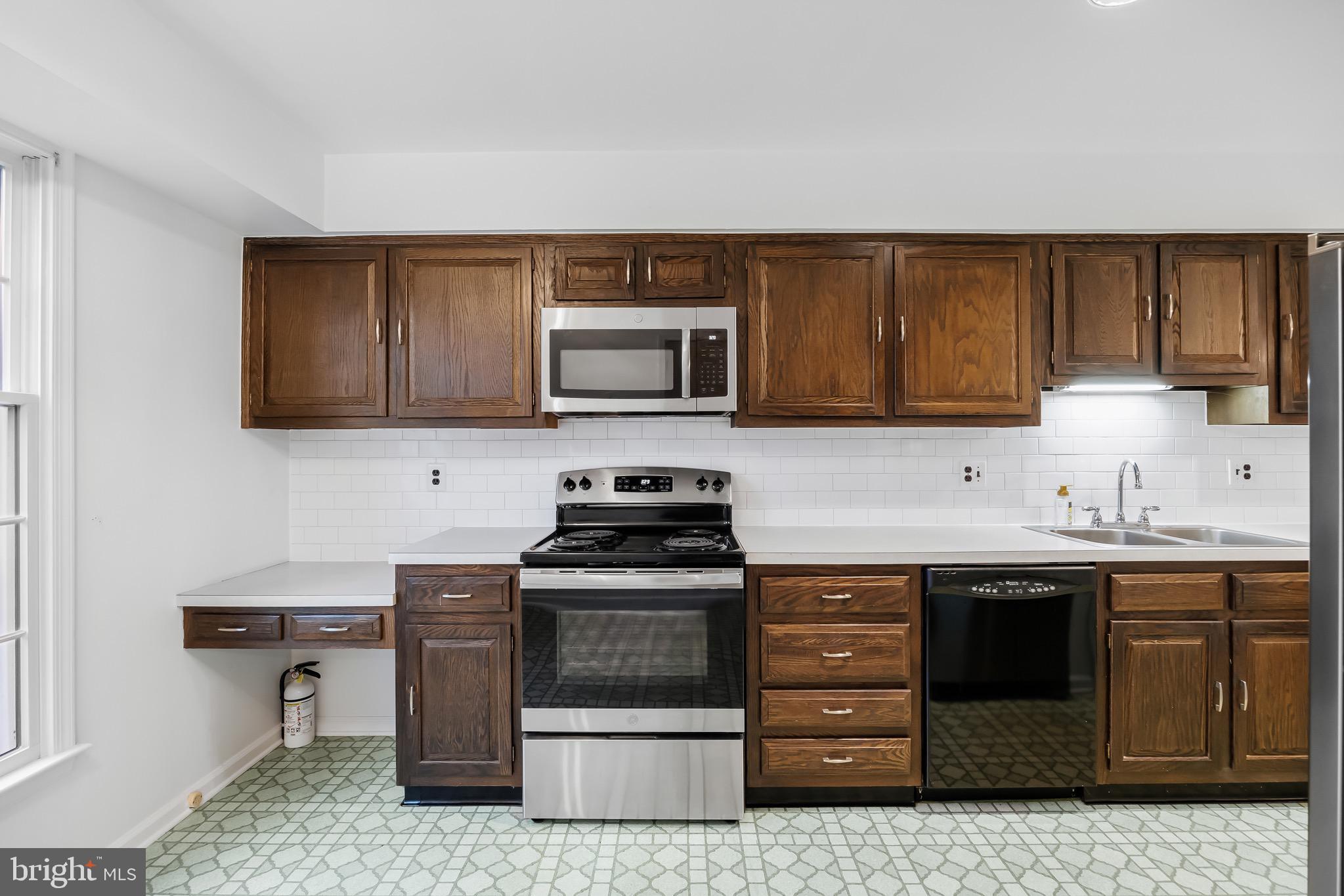 633 East Main Street, Unit B5 Moorestown, NJ 08057 - Photo 6 of 30