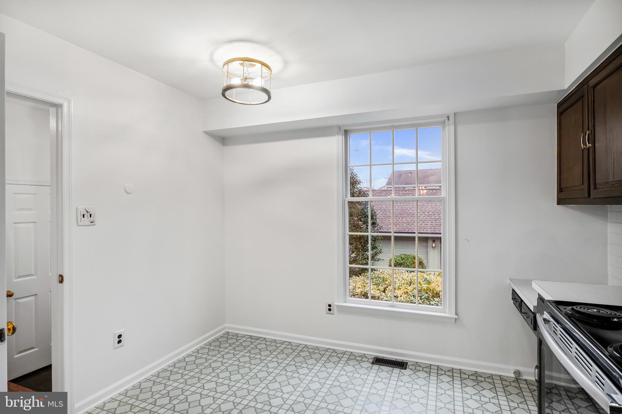 633 East Main Street, Unit B5 Moorestown, NJ 08057 - Photo 9 of 30