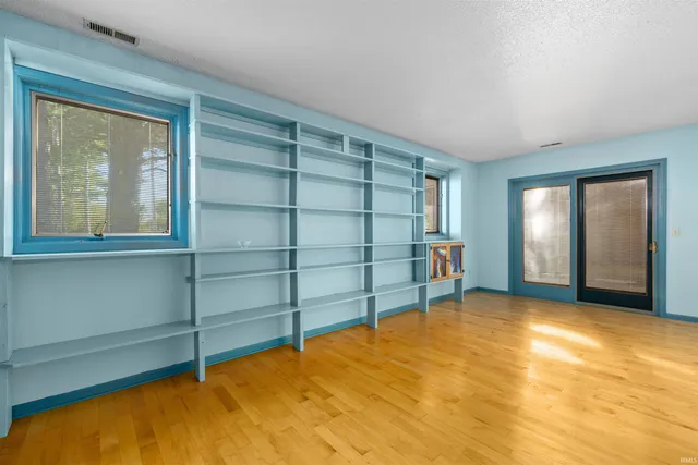 $229,900 | 4718 County Road 12, Waterloo, IN 46793