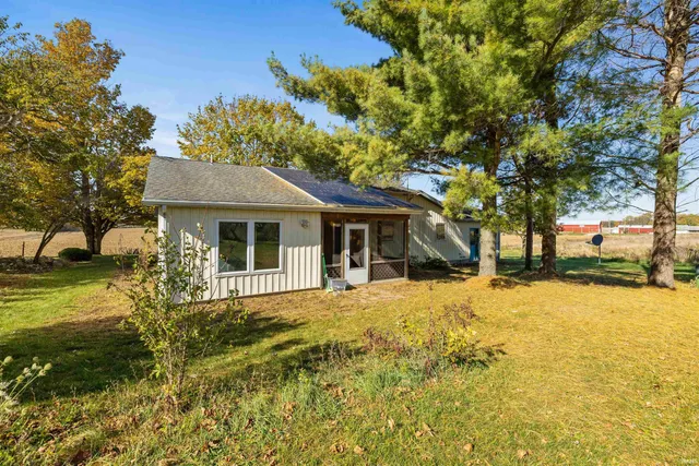 $229,900 | 4718 County Road 12, Waterloo, IN 46793