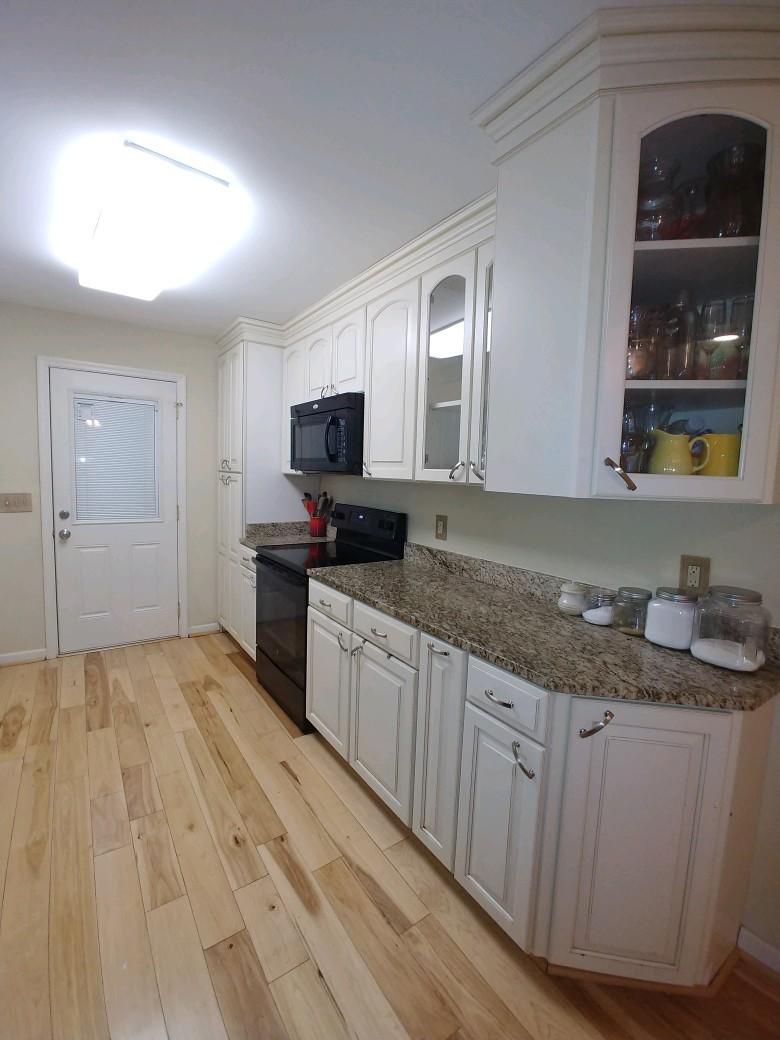 313 Oxford Road Ladson, SC 29456 - Photo 7 of 29 20180926_093238