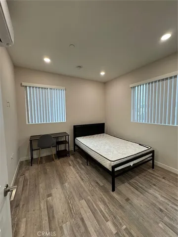 $4,000 | 621 1/2 Normandie Avenue, Los Angeles, CA 90004