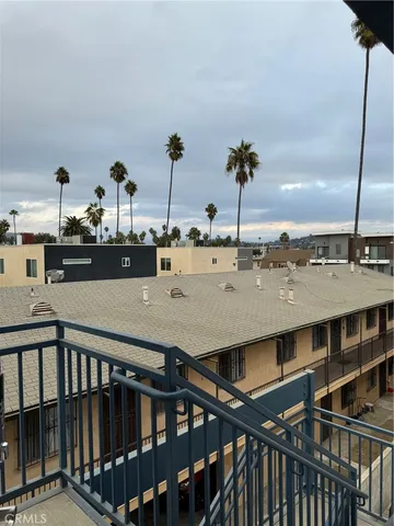 $4,000 | 621 1/2 Normandie Avenue, Los Angeles, CA 90004