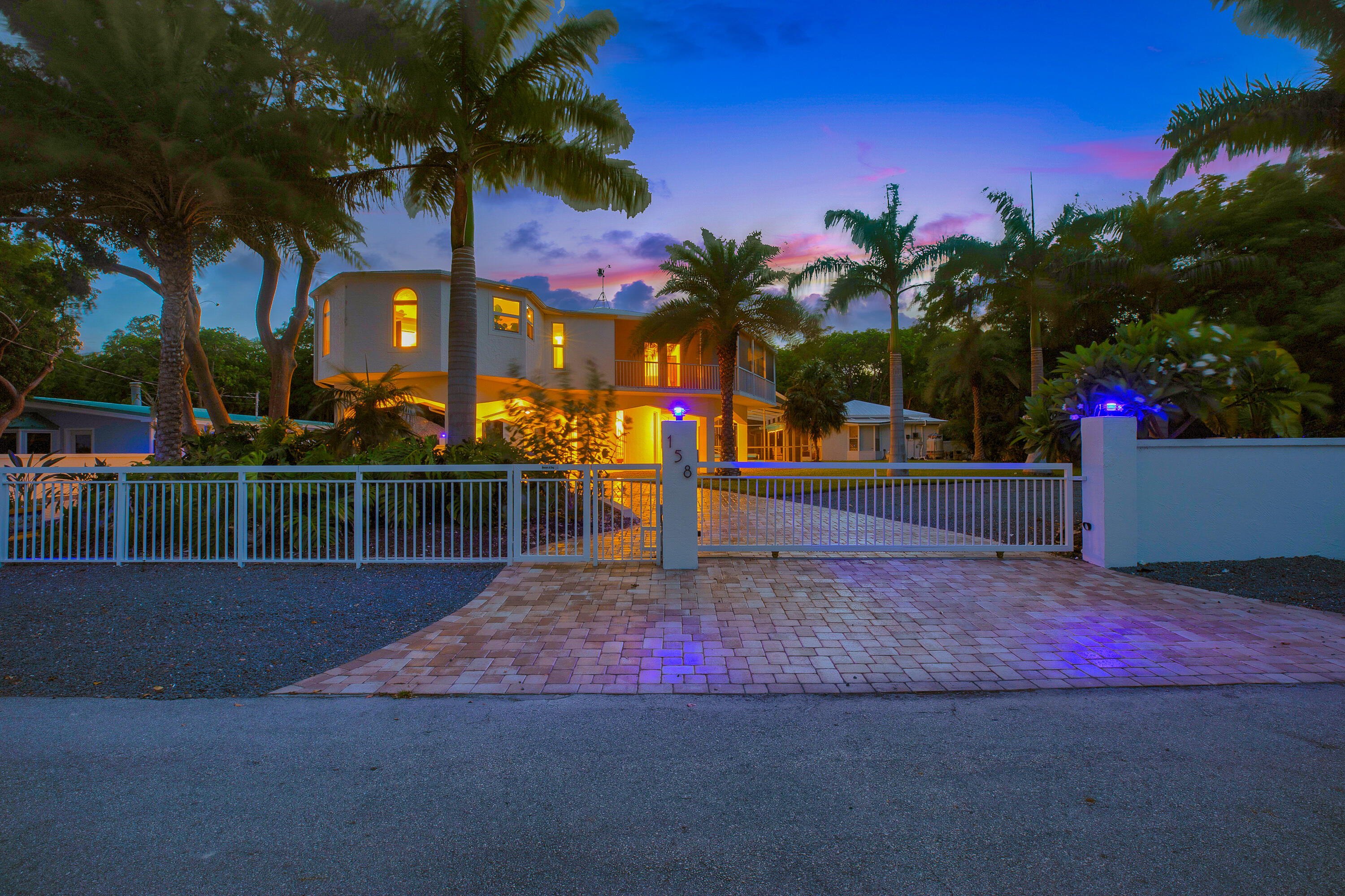 158 East Ridge Road Islamorada, FL 33036 - Photo 1 of 60 virtual-tour-316255-01