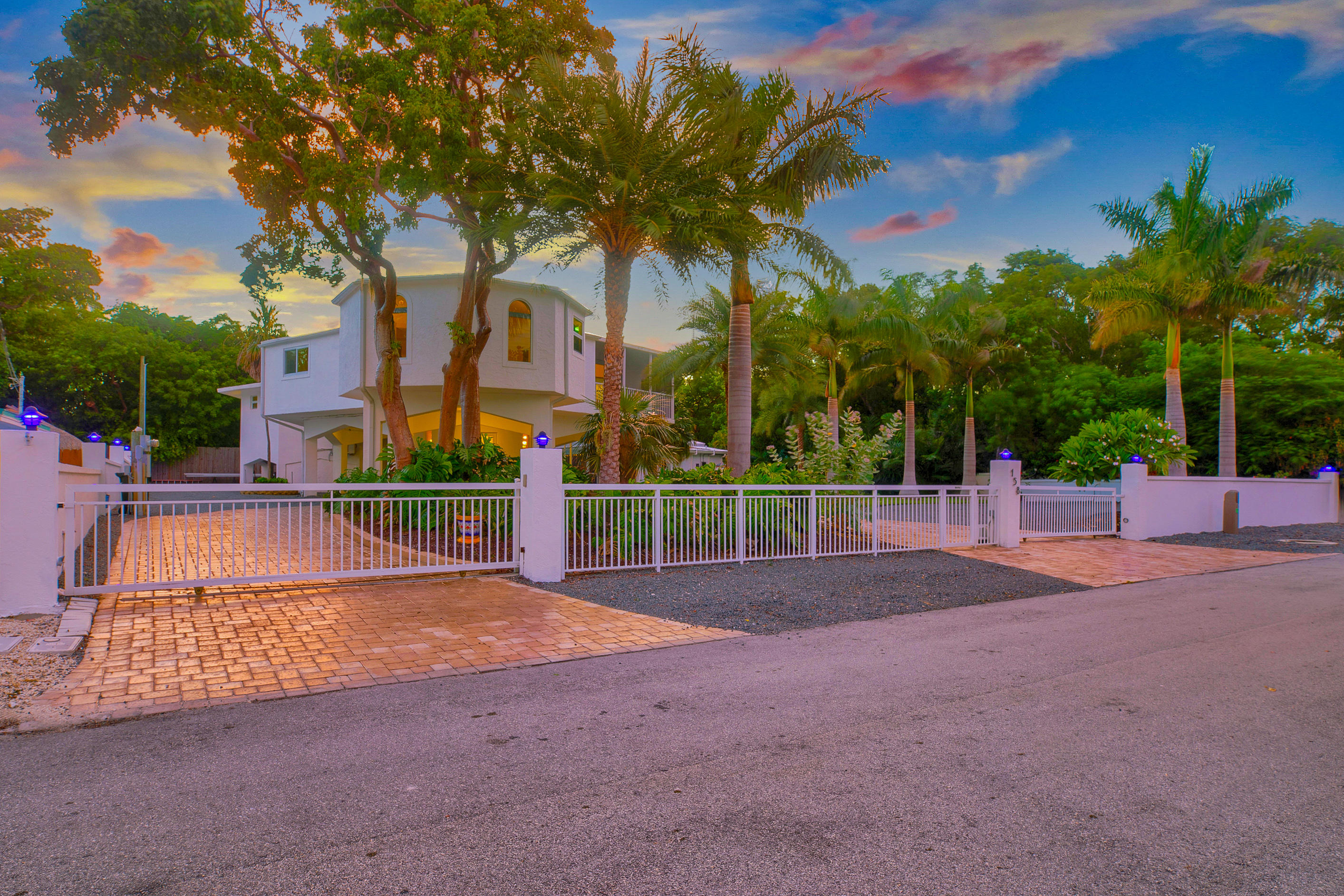 158 East Ridge Road Islamorada, FL 33036 - Photo 8 of 60 virtual-tour-316255-08